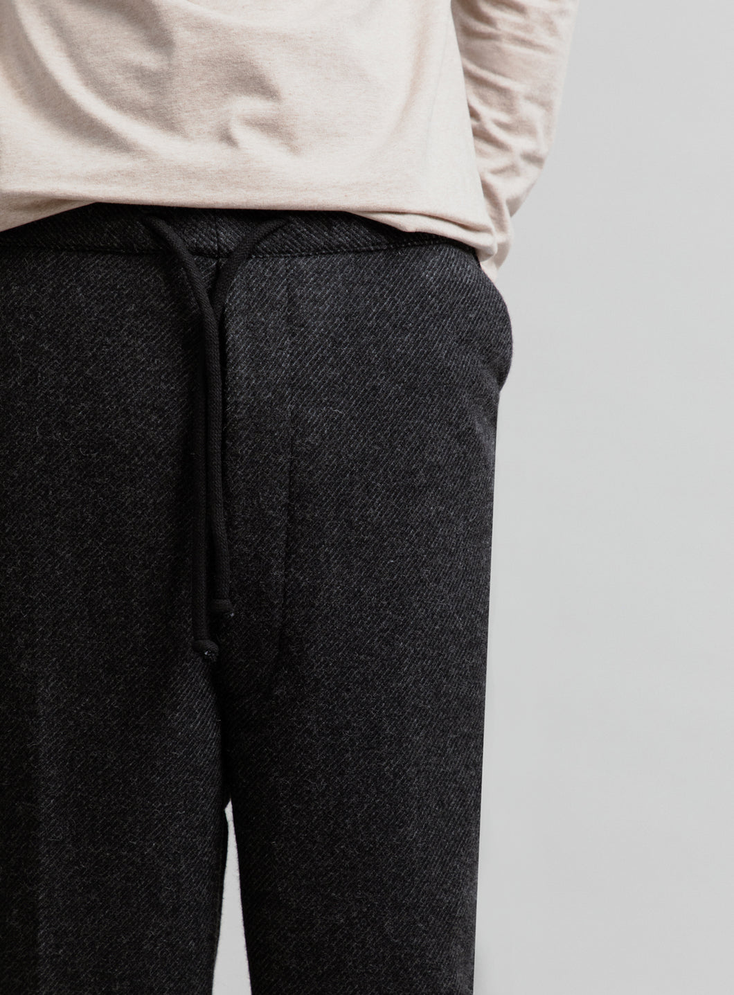 Pleated Pants with Tightening Link in Heather Dark Grey Carded Wool