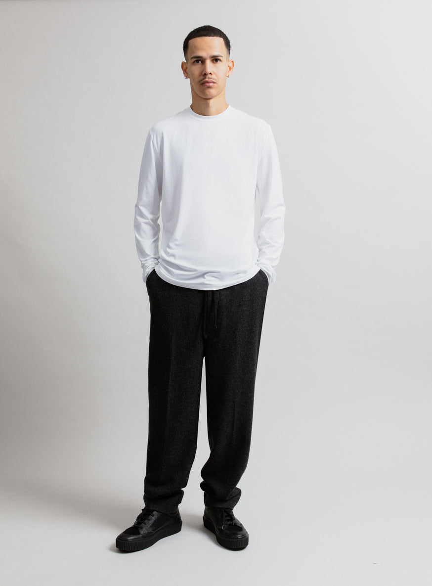 Long Sleeve T-Shirt in White Cotton & Elastane