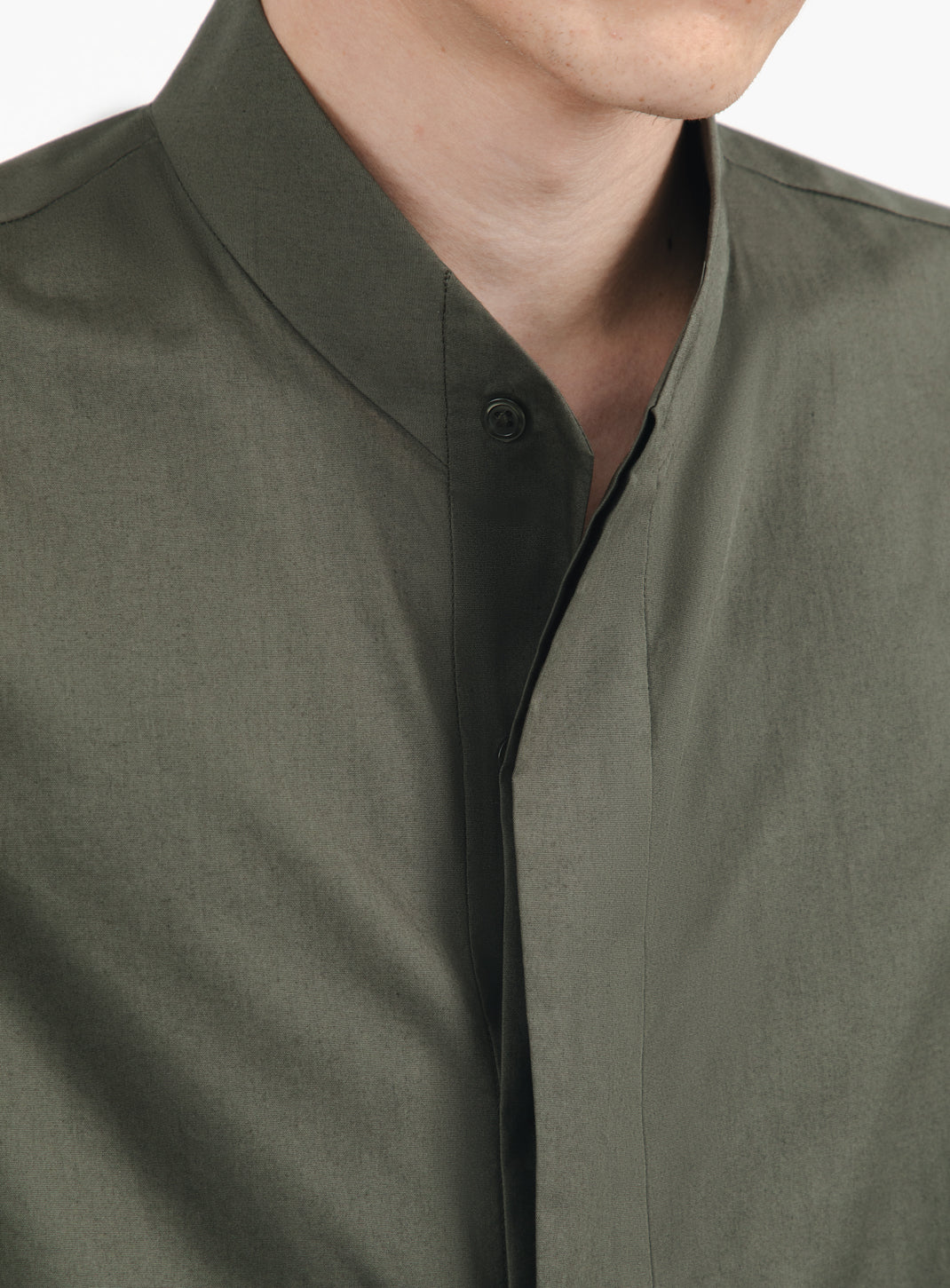 Origami Collar Shirt in Olive Poplin