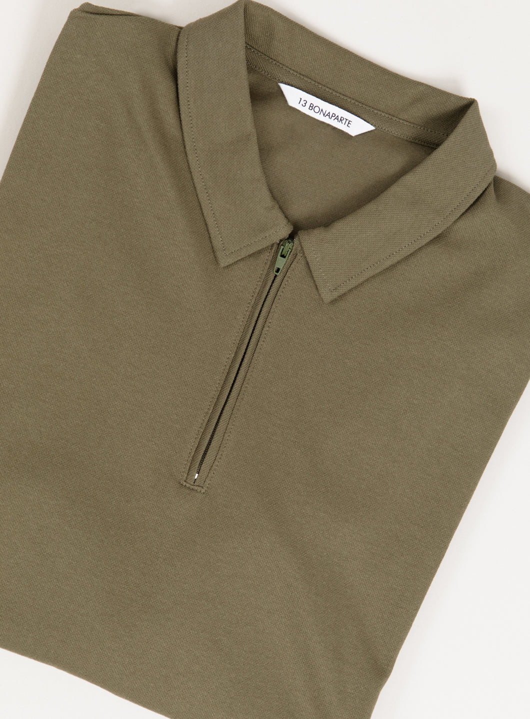 Zipped Poloshirt in Olive Cotton Piqué