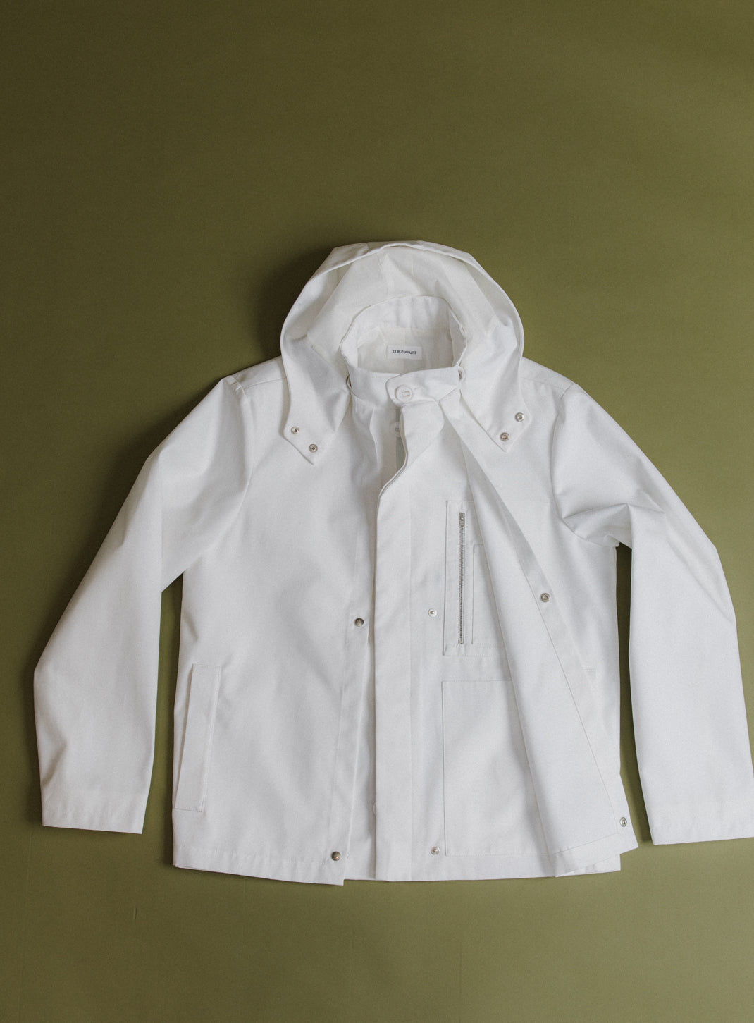 Multi Pockets Flapped Parka in White Waterproof Teflon
