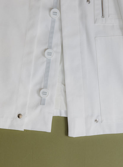 Multi Pockets Flapped Parka in White Waterproof Teflon