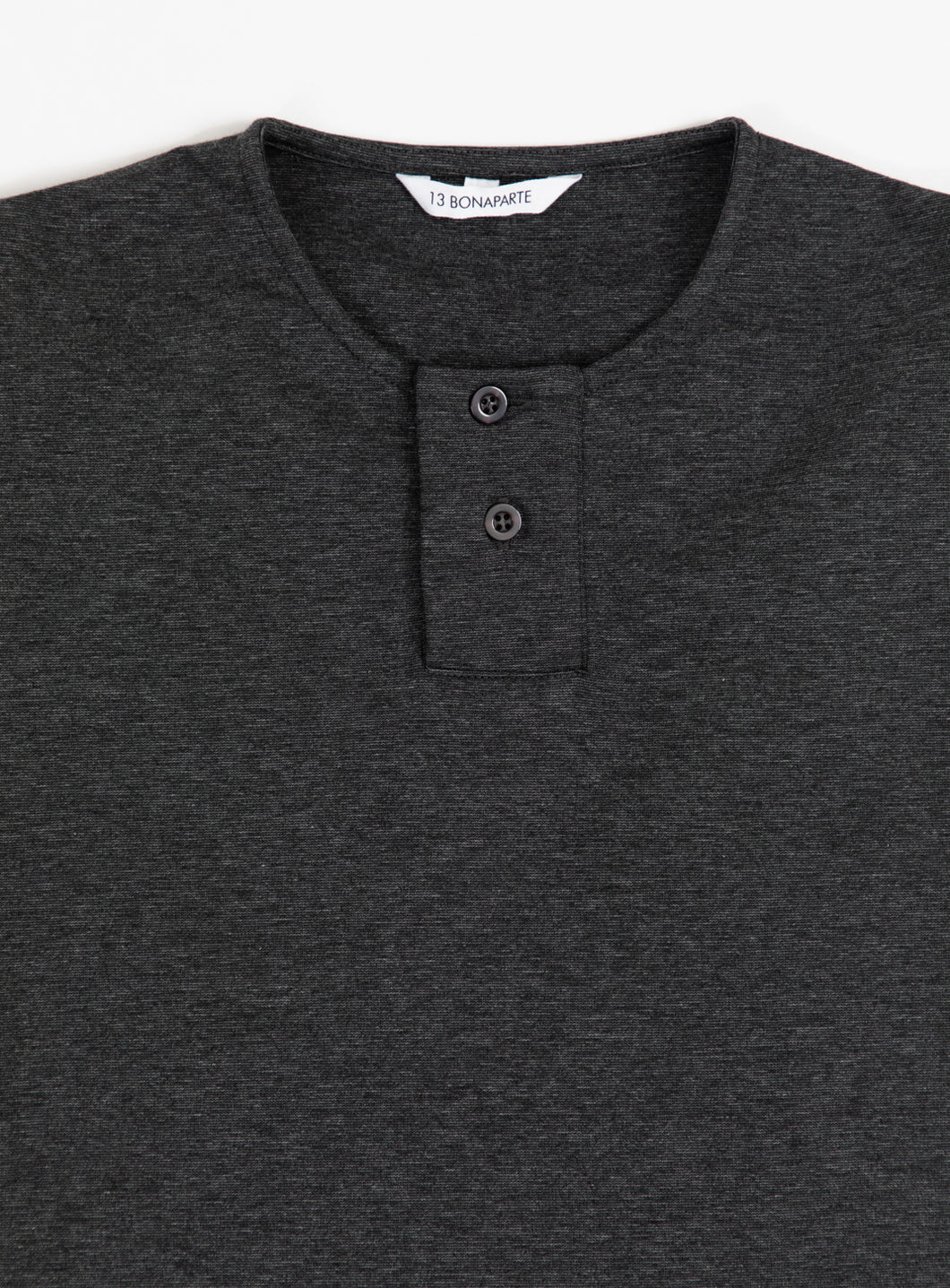 2 Buttons T-Shirt in Heather Dark Grey Technical Knit