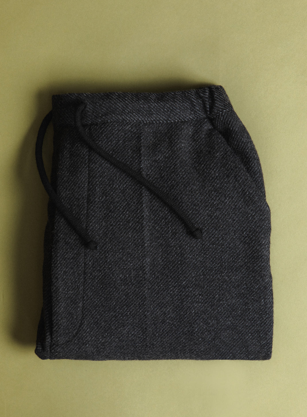 Pleated Pants with Tightening Link in Dark Gray Carded Wool