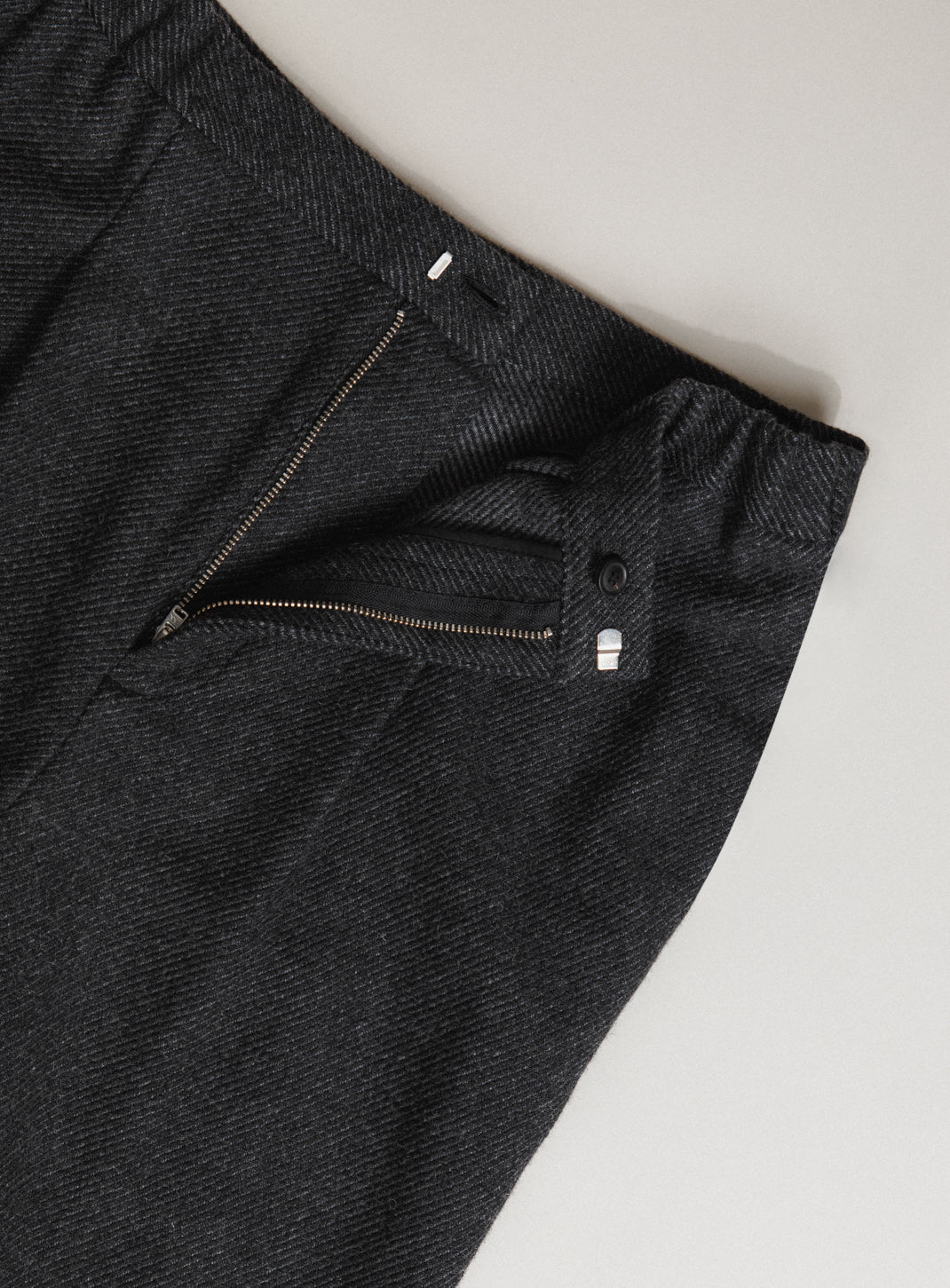 Pleated Pants in Heather Dark Gray Carded Wool