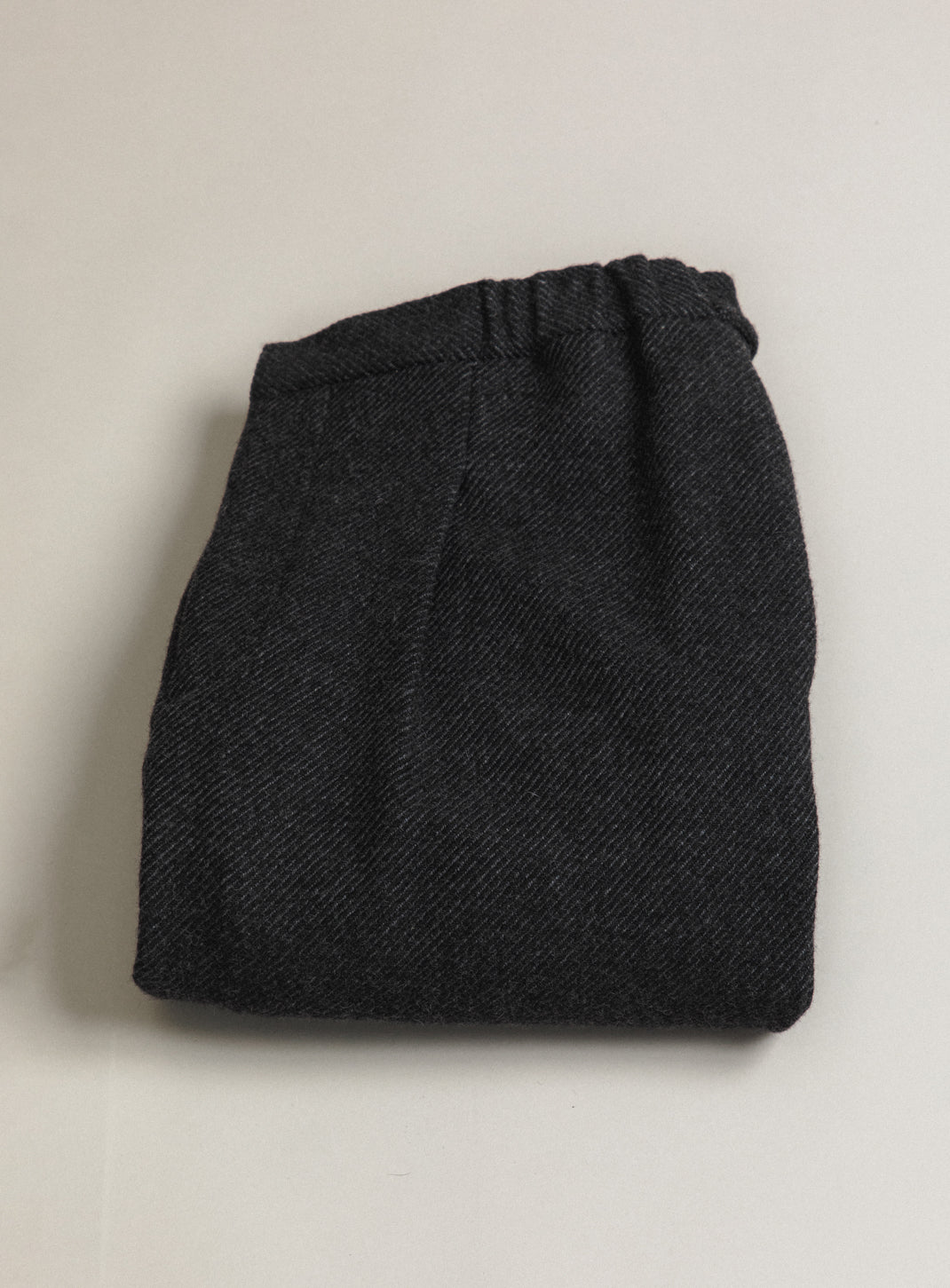 Pleated Pants in Heather Dark Gray Carded Wool