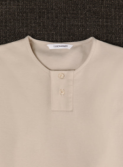 2 Buttons T-Shirt in Ivory Technical Knit