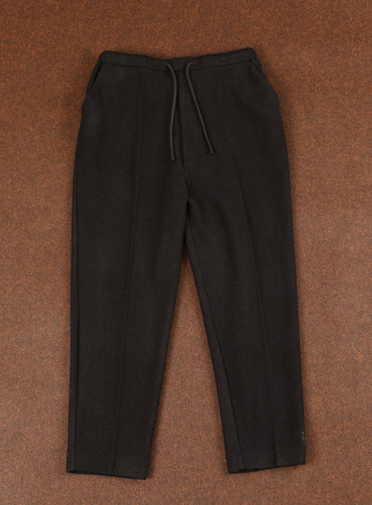 Pleated Pants with Tightening Link in Black Carded Wool