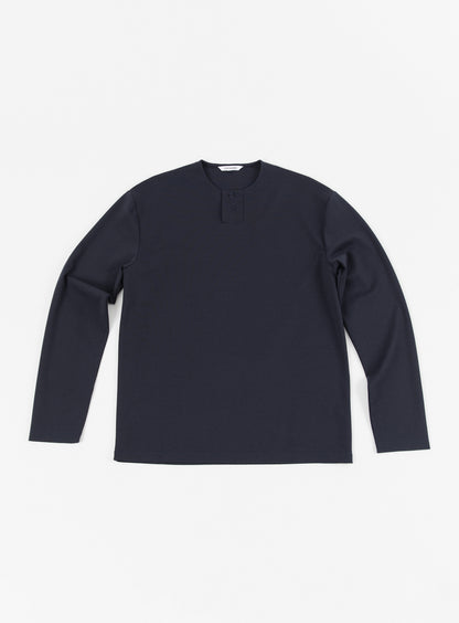 2 Buttons T-Shirt in Navy Blue Technical Knit