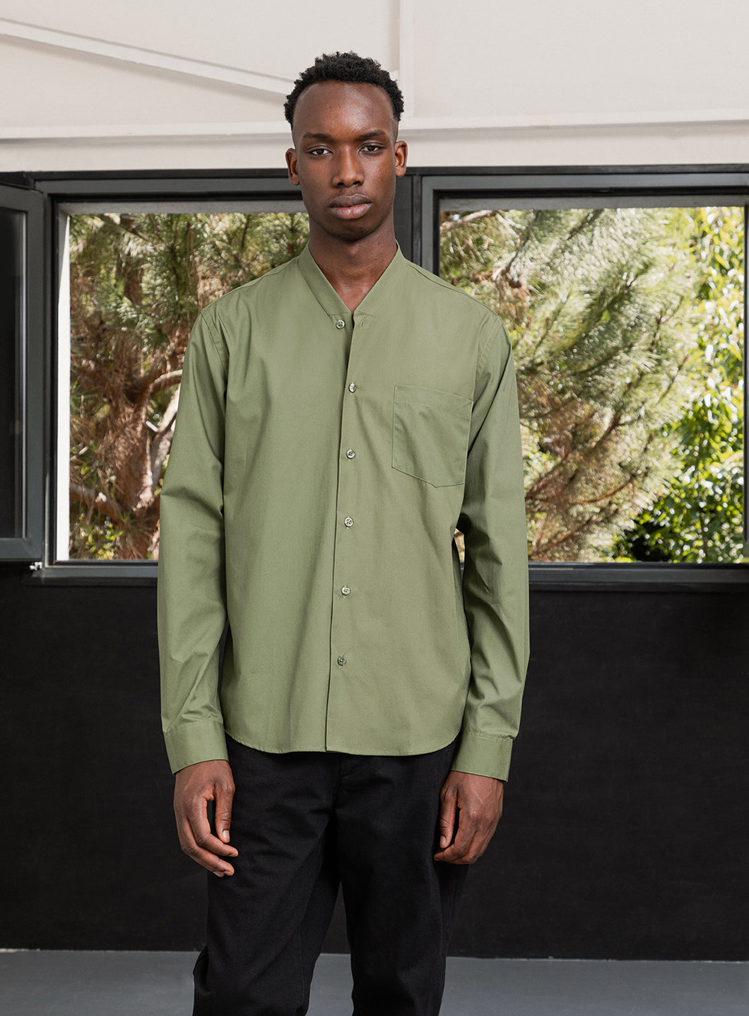 False Collar Shirt in Olive Poplin