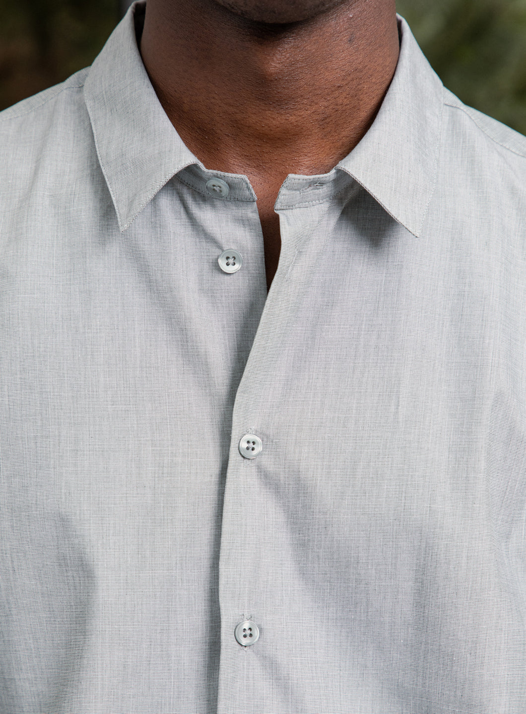 Shirt with Small Collar Stand in Grey-Green End-on-End