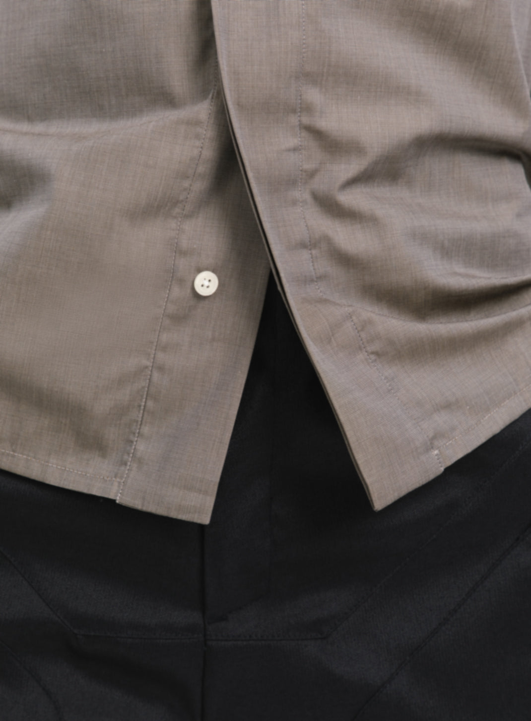 Origami Collar Shirt in Beige End-on-End