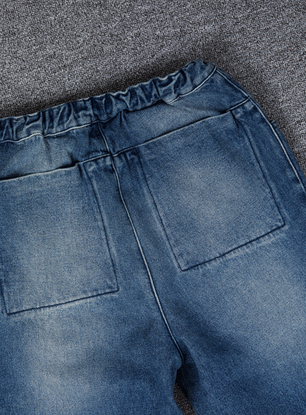 5 Pockets Pants with Front Cuts in Stone Denim