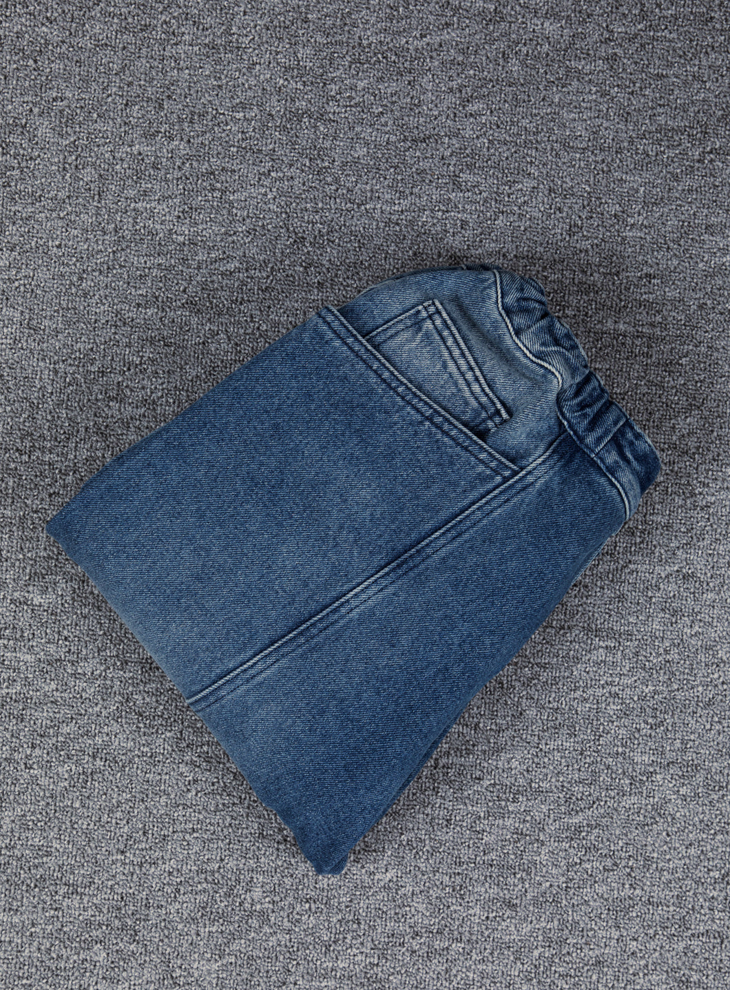 5 Pockets Pants with Front Cuts in Stone Denim