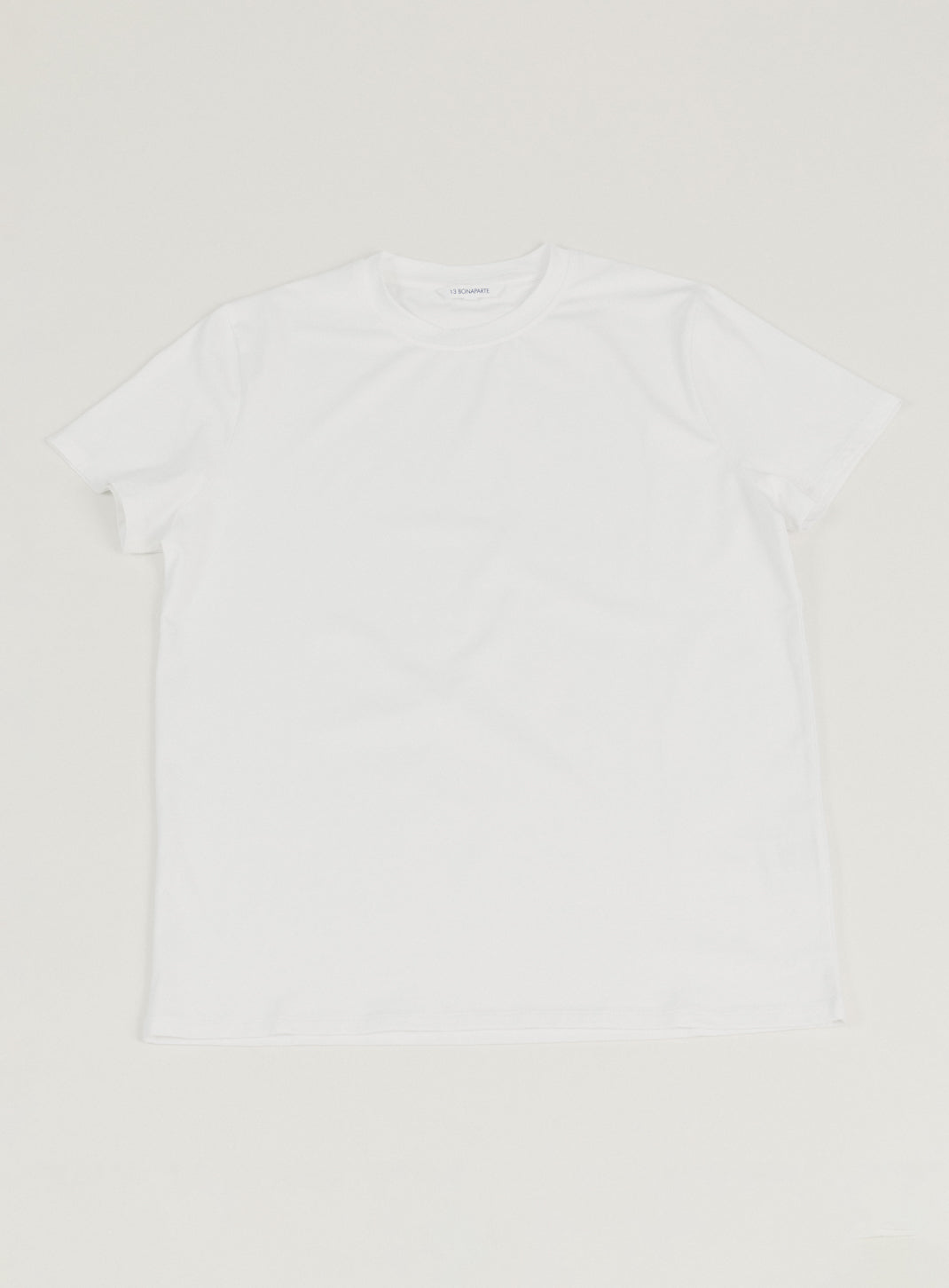 Short Sleeve T-Shirt in White Cotton & Elastane