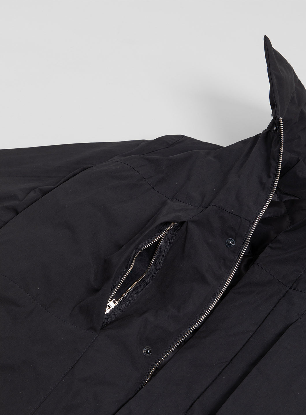 Multipocket Parka in Black Korean Technical Fabric