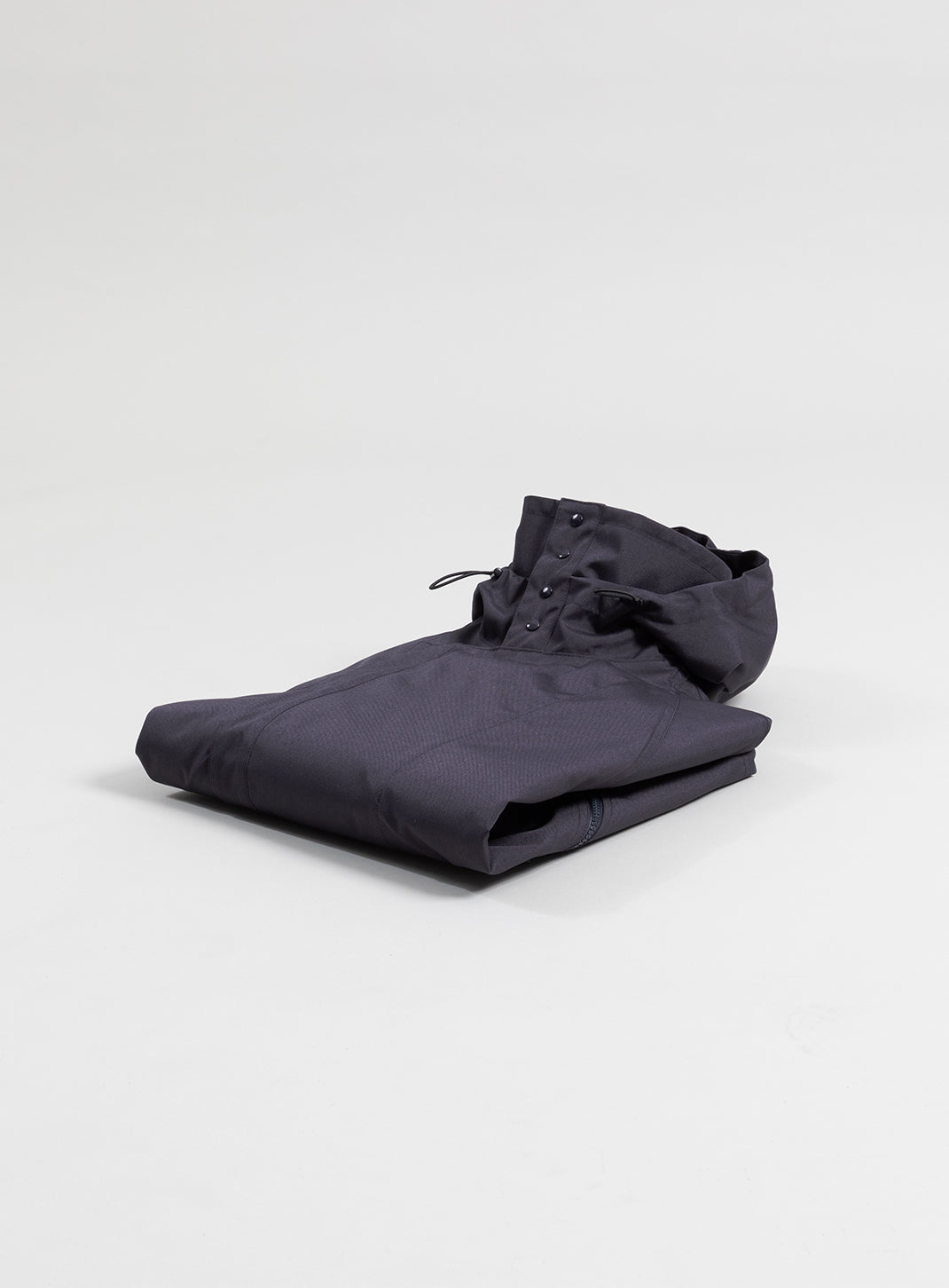 Parachute Parka in Navy Blue Water-Repellent Grained Nylon