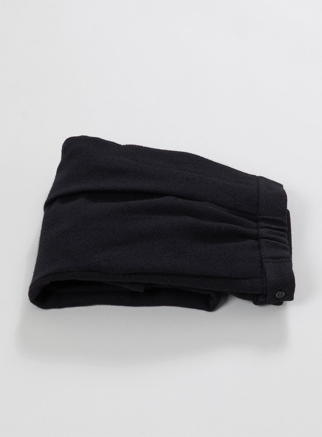 Pleated Pants in Black Wool