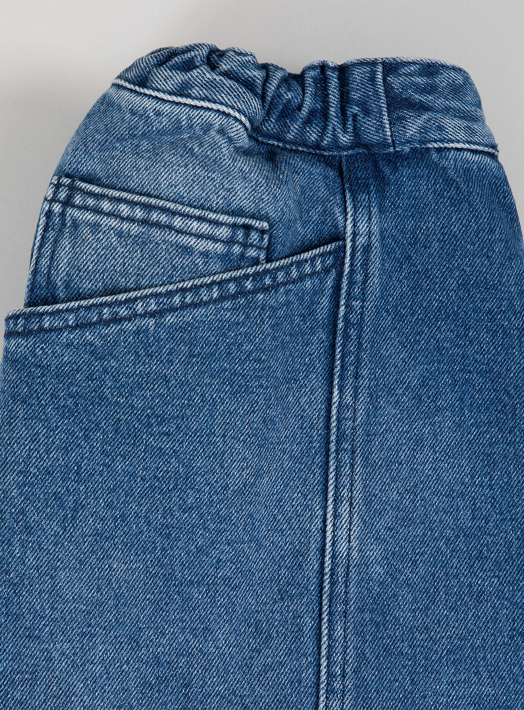 5 Pockets Pants with Front Cuts in Stone Denim