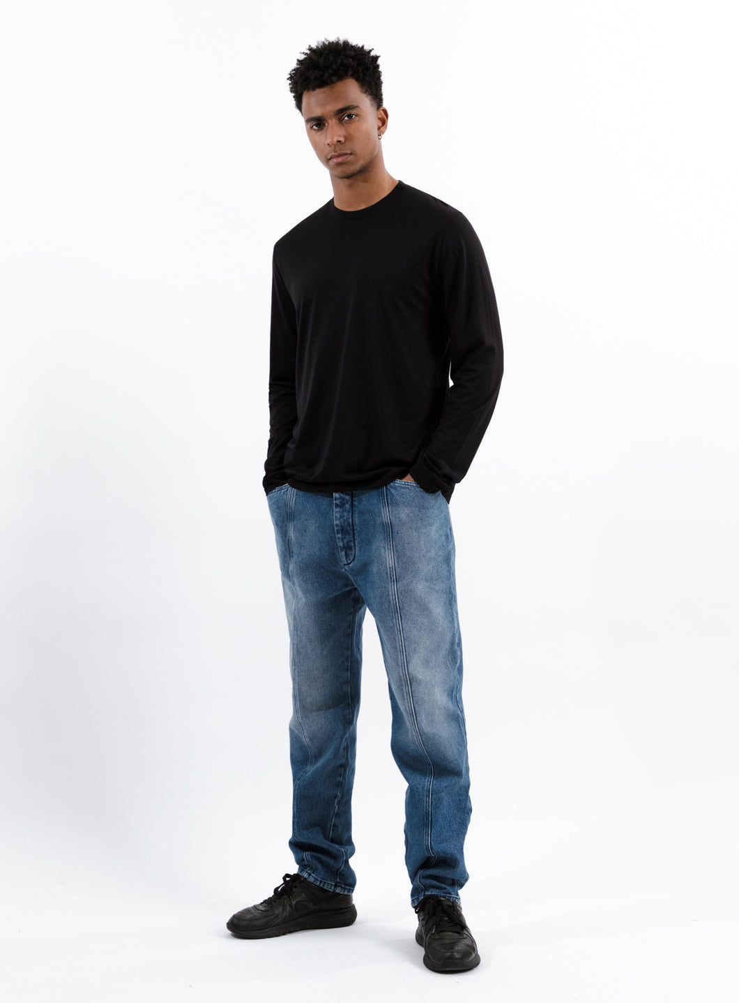 Long Sleeve T-Shirt in Black Eucalyptus & Cotton