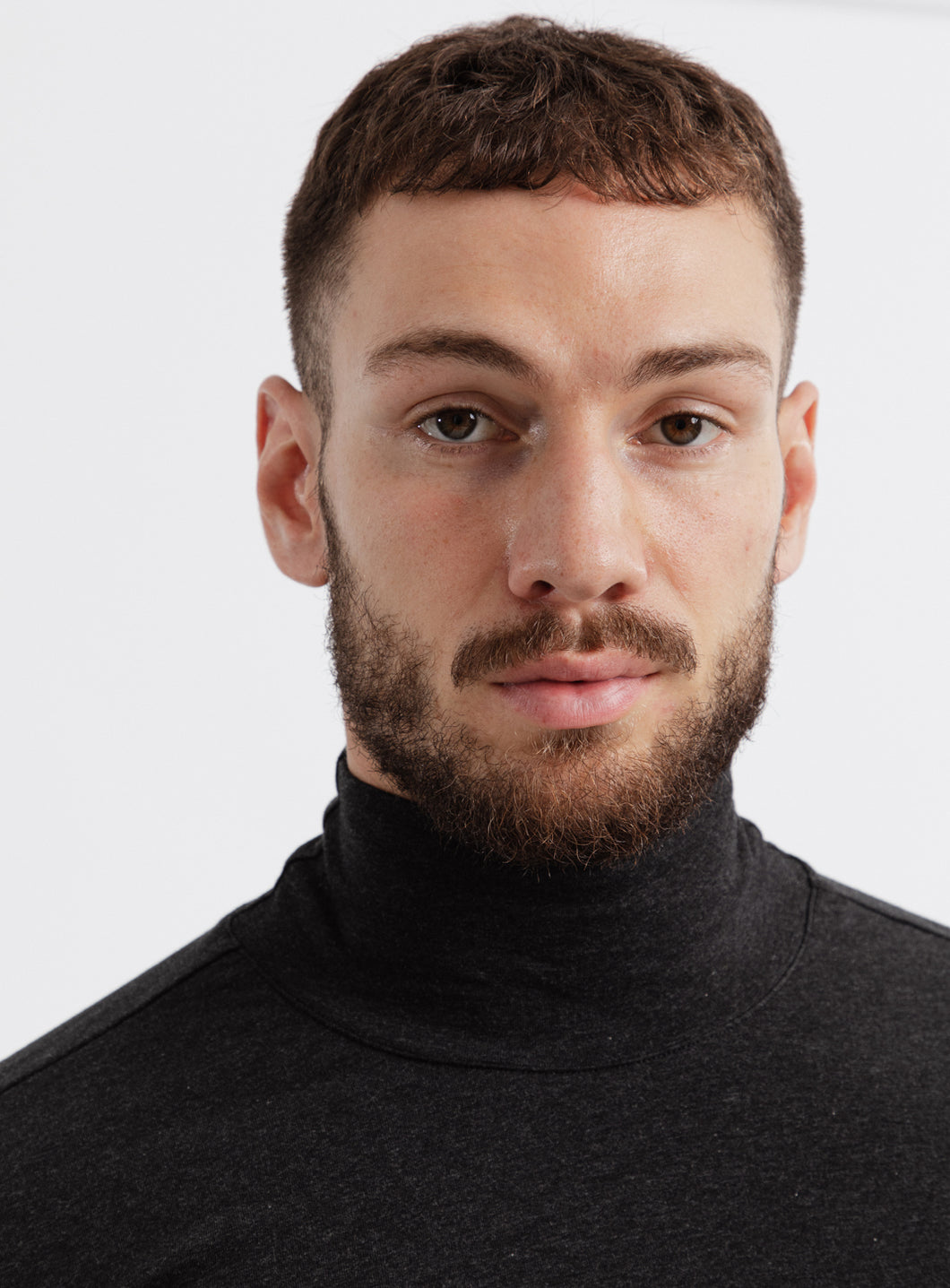 Funnel Neck Undershirt in Dark Grey Cotton & Elastane