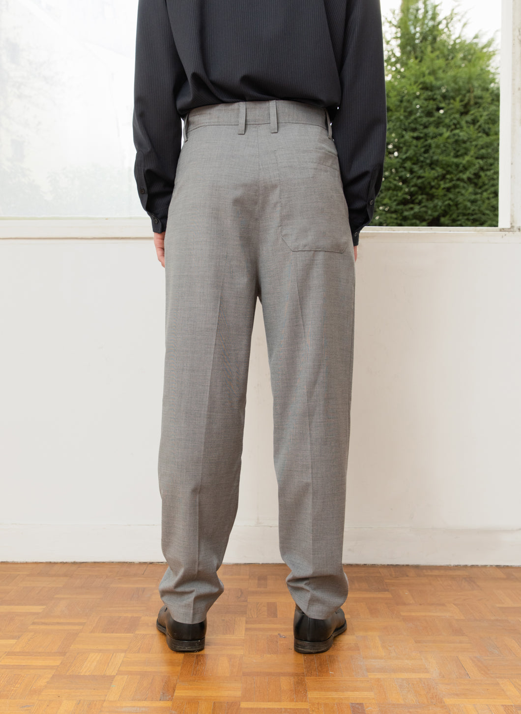 High-Waisted Pleated Pants in Grey End-on-End